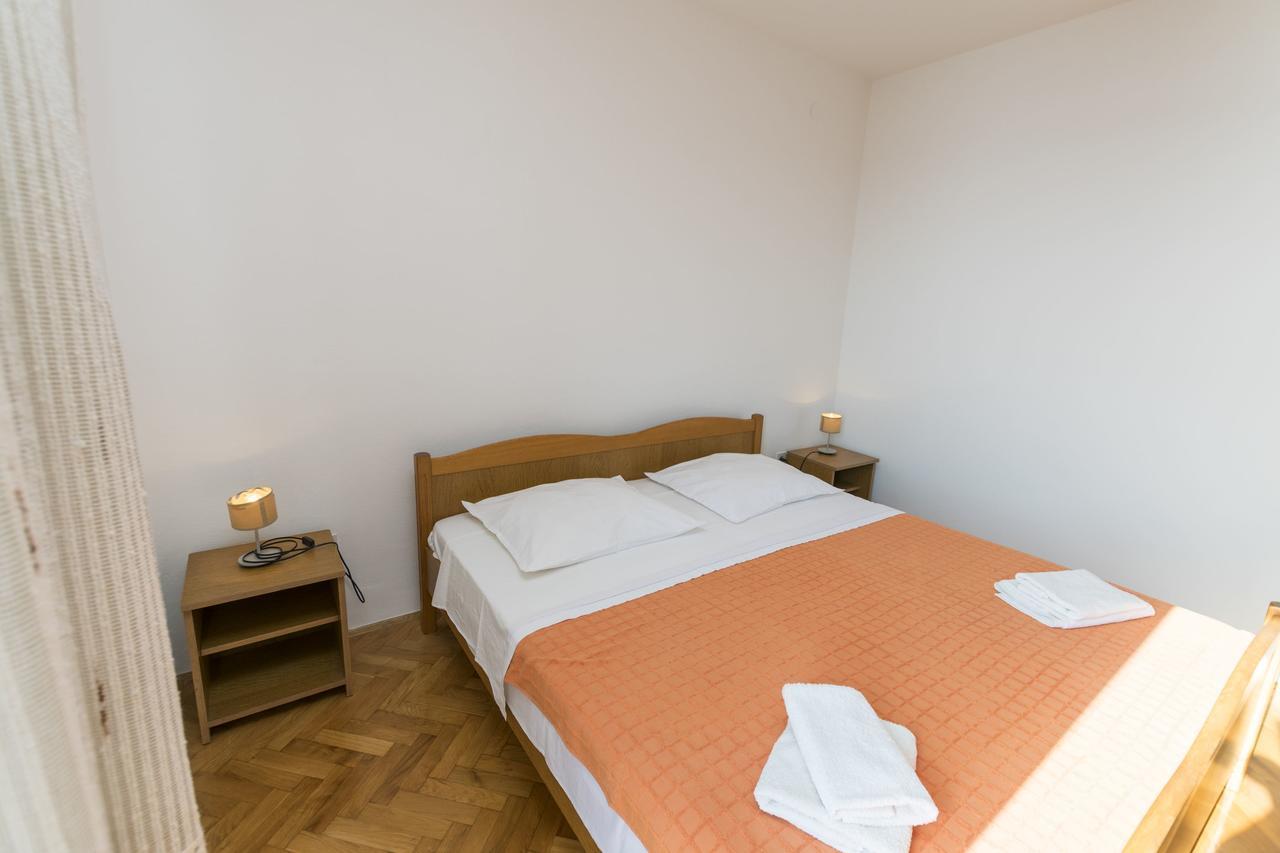 Apartments Jere Stipe Primosten Exterior photo